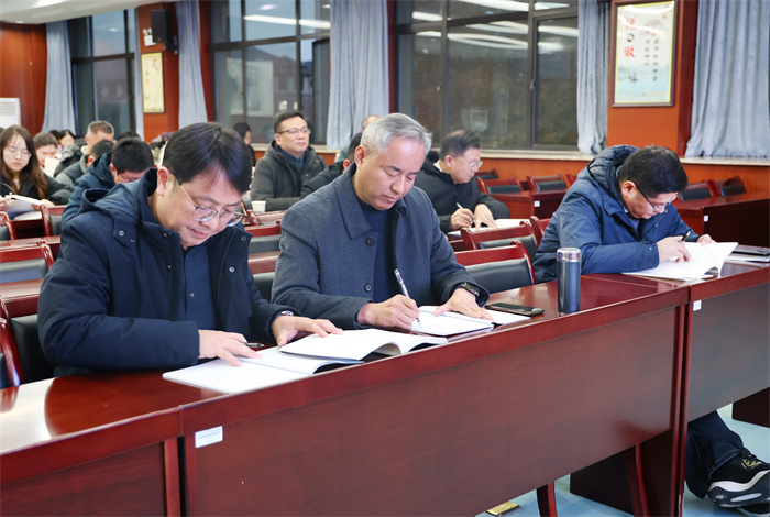 luck18平台召开2024年度第四季度全体党员大会(图6) luck18平台召开2024年度第四季度全体党员大会(图6)