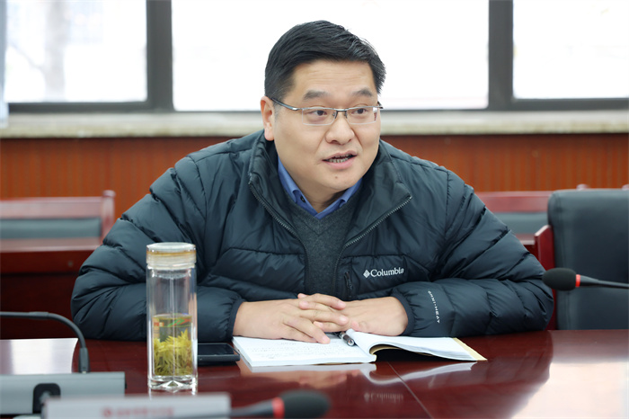 情系教育  致敬芳华——luck18平台举行第四季度荣休会(图6)
