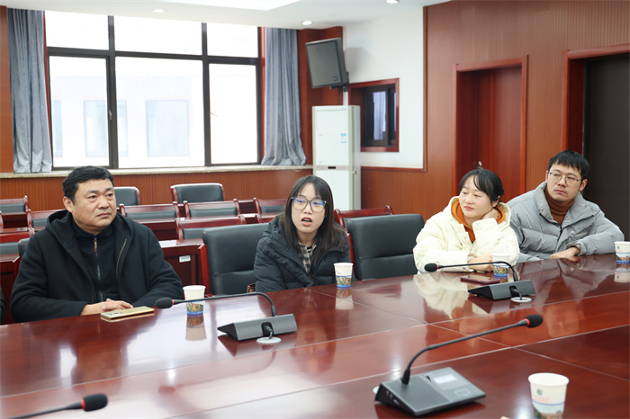 情系教育  致敬芳华——luck18平台举行第四季度荣休会(图4)