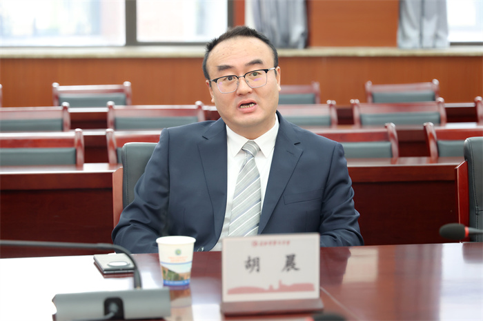 陕西师范大学优质生源基地授牌仪式在luck18平台举行(图2) 陕西师范大学优质生源基地授牌仪式在luck18平台举行(图2)