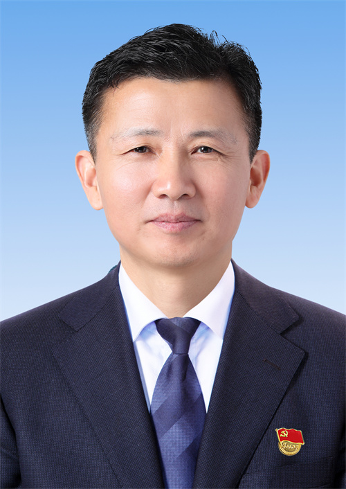 宋华俊 紫蓬分校校长、副书记.jpg 宋华俊 紫蓬分校校长、副书记.jpg