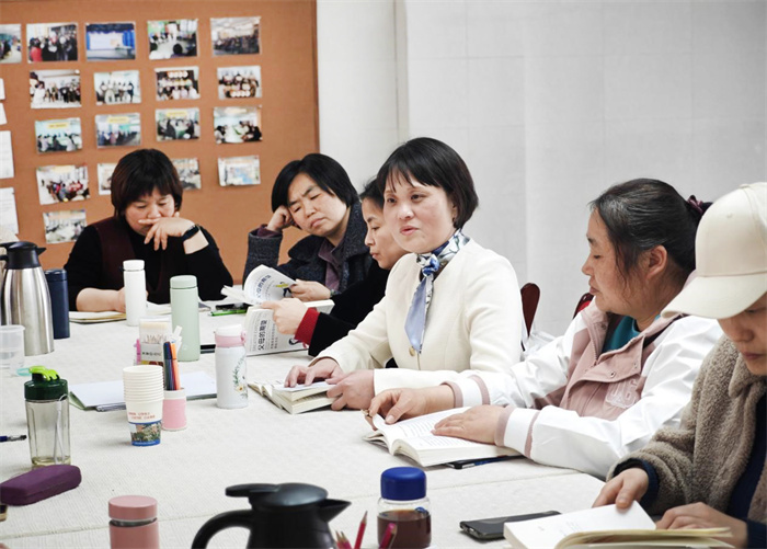 第五十七期家长读书会4.jpg 第五十七期家长读书会4.jpg