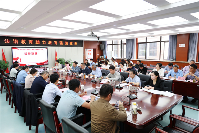 合肥市大中小学思政课一体化共同体教研活动在luck18平台举行(图2)
