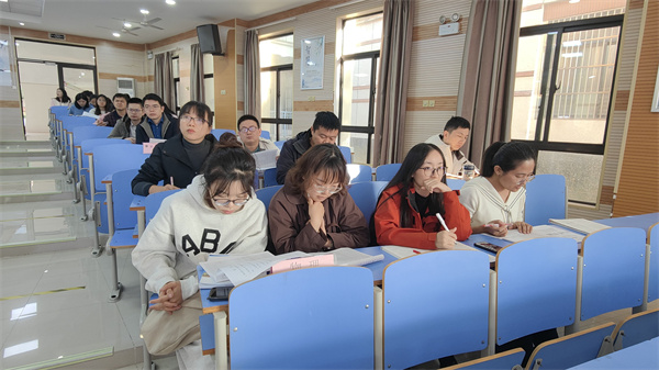 luck18平台高二年级召开第三次全体教师会暨学情分析会(图4)