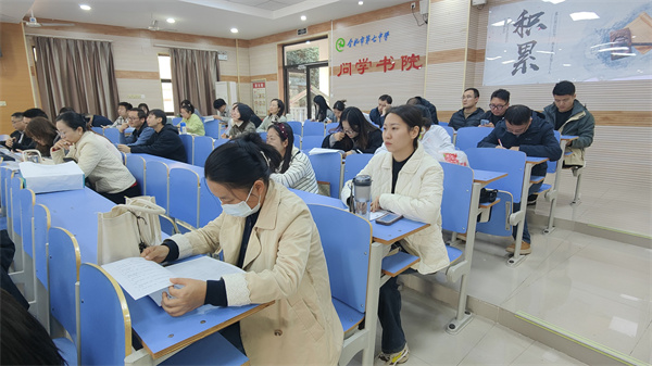 luck18平台高二年级召开第三次全体教师会暨学情分析会(图1)