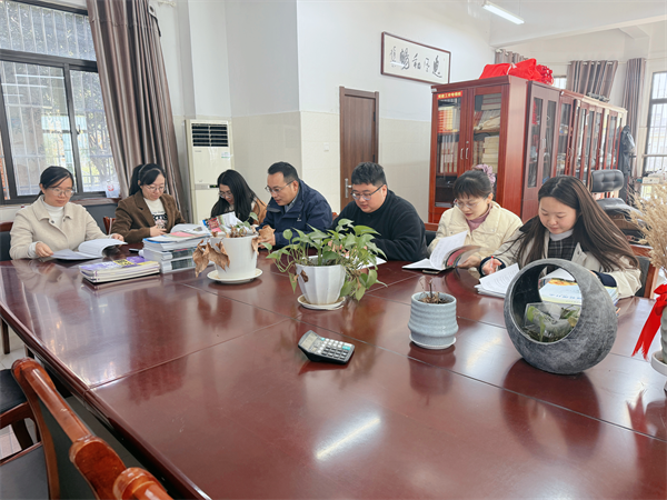 组团聚力！让教学做到“精准滴灌”(图1)