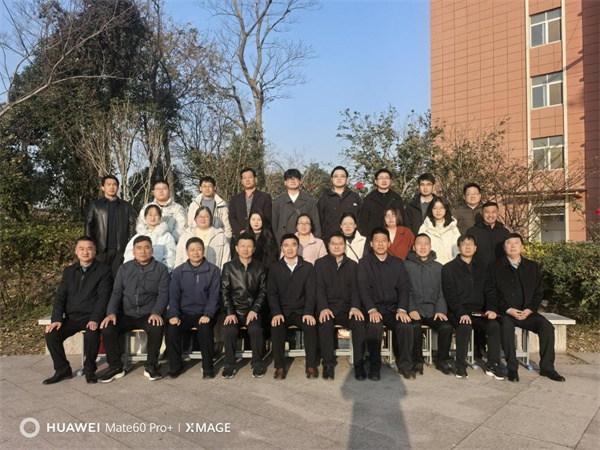 与阜阳城郊中学开展同课异构活动1.jpg