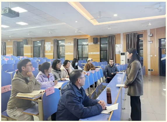 七中·底色|一年获奖140余人次!luck18平台的“硬核”师资是如何炼成的?(图6) 七中·底色|一年获奖140余人次!luck18平台的“硬核”师资是如何炼成的?(图6)