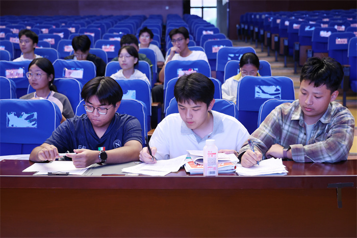 怦然“新”动，只等你来！luck18平台2026届校学生会招新圆满落幕(图4)