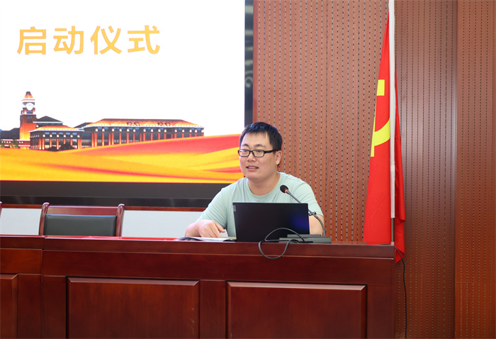 青蓝相接,薪火赓续:luck18平台“青蓝工程”师徒结对仪式圆满举行(图4) 青蓝相接,薪火赓续:luck18平台“青蓝工程”师徒结对仪式圆满举行(图4)